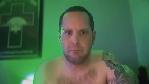 hand_banana_420 online show from 09/15/25, 01:27