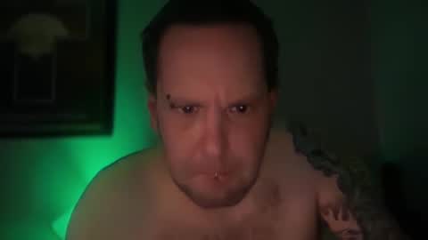 hand_banana_420 online show from 10/07/25, 03:04