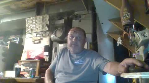 naked man online show from 06/17/26, 01:52