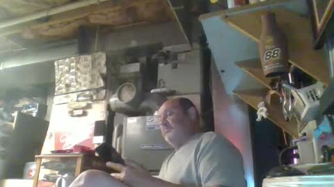 naked man online show from 06/19/26, 03:22
