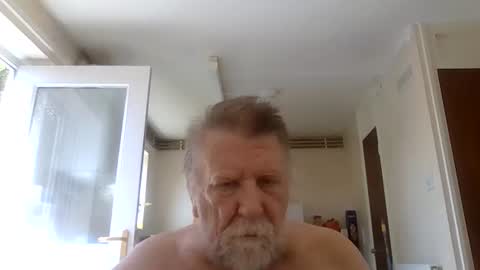 handiman1001 online show from 07/09/26, 01:48