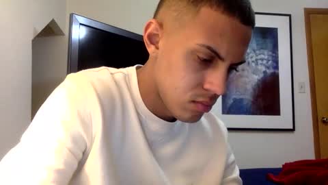 handsome01_ online show from 12/18/25, 02:06