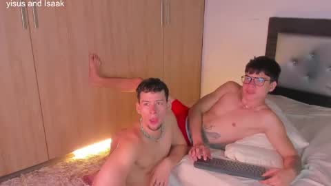 Snapshot of handsome_boys69 chatting on 04/11/26, 07:45 handsome_boys69 online show from 04/11/26, 07:45