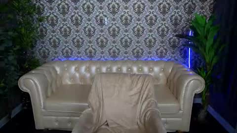 Dayana online show from 09/11/25, 06:02