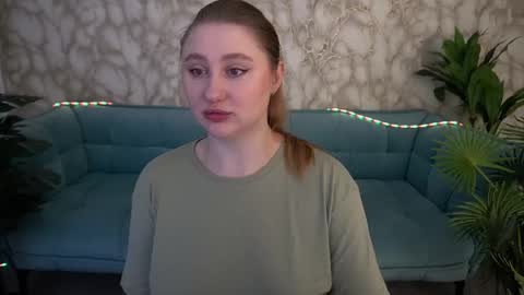 Dayana online show from 10/18/25, 05:54