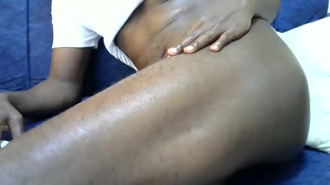 handsome king online show from 01/03/25, 12:30