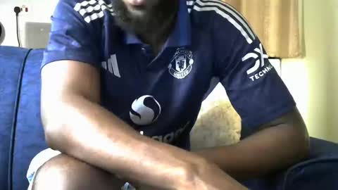 handsome king online show from 10/30/25, 11:55