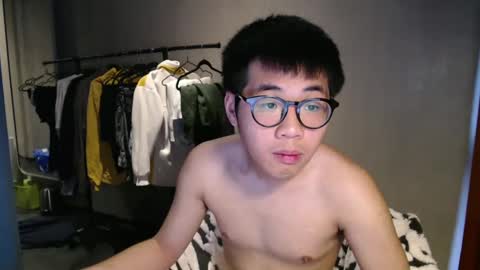 handsome_mannn online show from 02/09/25, 12:52