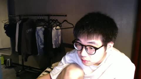 handsome_mannn online show from 02/18/25, 08:36