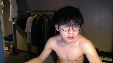 handsome_mannn online show from 05/10/26, 10:26