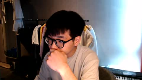 Snapshot of handsome_mannn chatting on 07/20/26, 02:19 handsome_mannn online show from 07/20/26, 02:19