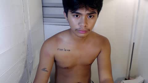 Snapshot of handsome_vanana chatting on 02/11/25, 04:13 handsome_vanana online show from 02/11/25, 04:13