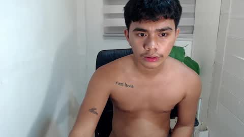 Snapshot of handsome_vanana chatting on 02/26/25, 04:56 handsome_vanana online show from 02/26/25, 04:56