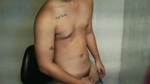 Snapshot of handsome_vanana chatting on 02/11/26, 12:04 handsome_vanana online show from 02/11/26, 12:04