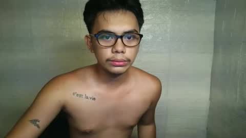 Snapshot of handsome_vanana chatting on 02/14/26, 08:00 handsome_vanana online show from 02/14/26, 08:00