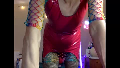 Snapshot of handsomealfie chatting on 12/26/24, 01:43 HandsomeAlfie online show from 12/26/24, 01:43