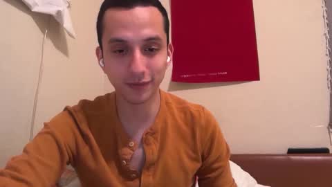 Snapshot of handsomeboy093 chatting on 03/12/25, 07:57 handsomeboy093 online show from 03/12/25, 07:57