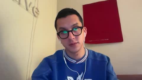 Snapshot of handsomeboy093 chatting on 05/11/26, 07:14 handsomeboy093 online show from 05/11/26, 07:14