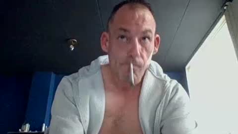 handsomeguy4ever online show from 11/08/25, 02:06