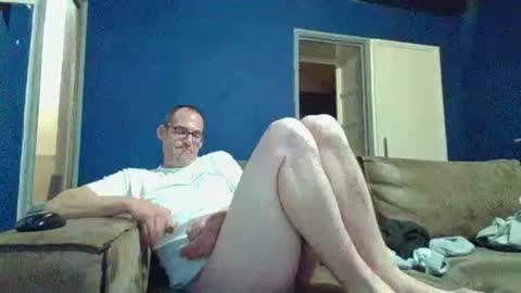 handsomeguy4ever online show from 12/03/25, 10:08