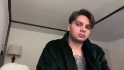 Snapshot of handsomhardcock chatting on 04/04/26, 06:22 handsomhardcock online show from 04/04/26, 06:22