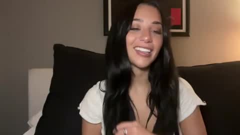 Vanessa online show from 06/25/26, 03:28