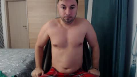 Snapshot of hankmalone chatting on 01/10/25, 04:44 HankMalone online show from 01/10/25, 04:44