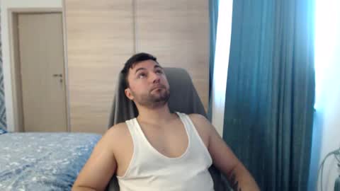 Snapshot of hankmalone chatting on 01/14/25, 07:27 HankMalone online show from 01/14/25, 07:27