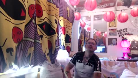 Snapshot of hankrams chatting on 10/07/25, 08:06 hank rams online show from 10/07/25, 08:06