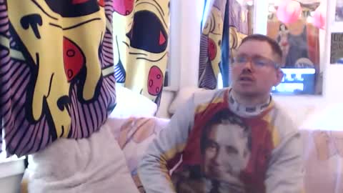 hank rams online show from 12/16/25, 07:52