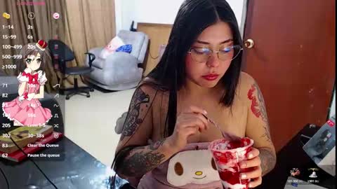 Hanna online show from 11/18/25, 11:37