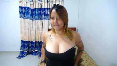 Snapshot of hanna__2 chatting on 05/29/26, 06:33 Cata.. online show from 05/29/26, 06:33