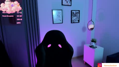 hanna  online show from 04/03/26, 01:58