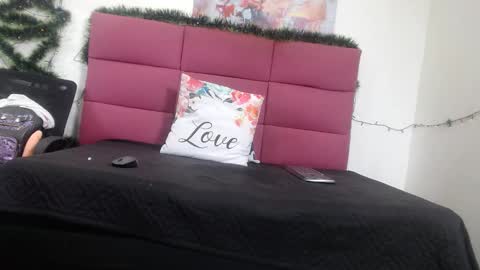 Hanna Palmer online show from 12/30/24, 07:21