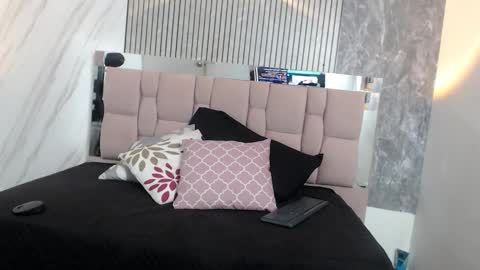 Hanna Palmer online show from 11/09/25, 12:14