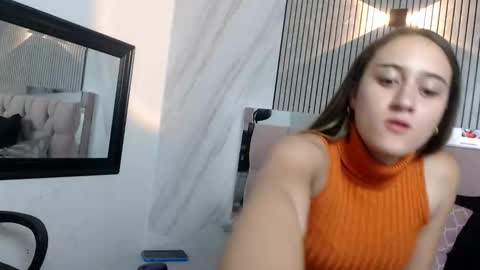 Hanna Palmer online show from 11/24/25, 12:27