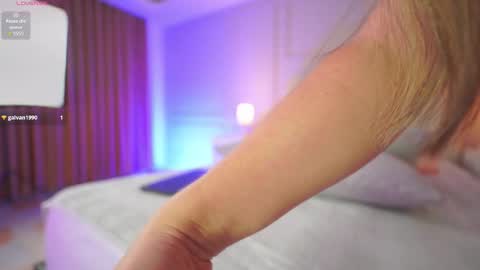 hanna online show from 11/13/25, 03:16