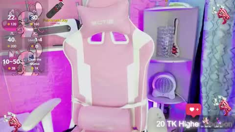  hanna  online show from 12/18/25, 02:28