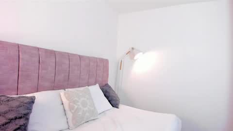 hanna_bunny15 online show from 04/09/26, 10:15