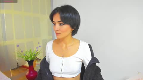 Sara online show from 02/21/25, 06:15