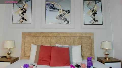 Snapshot of hanna_daze chatting on 02/21/26, 11:33 hanna_daze online show from 02/21/26, 11:33