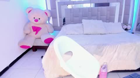  im Hanna online show from 03/05/25, 03:29