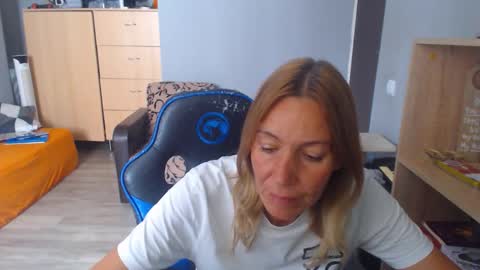 hanna_ha online show from 09/11/25, 12:27