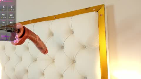     online show from 02/25/25, 12:34