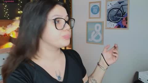 Hanna online show from 12/17/25, 07:20