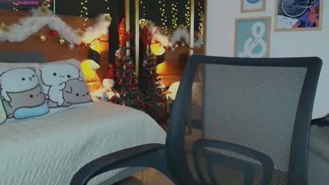 Hanna online show from 12/21/25, 07:21