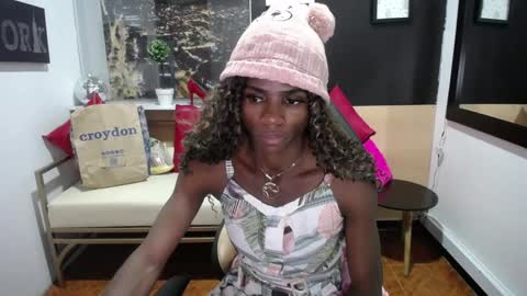 Snapshot of hanna_lamber chatting on 01/12/25, 12:49 hanna_lamber online show from 01/12/25, 12:49