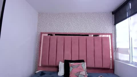  H A N N A  online show from 10/30/25, 07:47