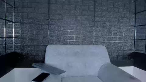 Hanna lens online show from 10/17/25, 06:54