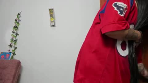 Camila online show from 01/02/25, 05:50